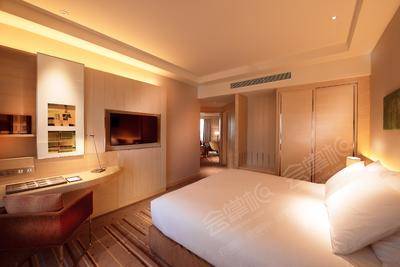 希尔顿逸林酒店- 柔佛- 新山(DoubleTree by Hilton Hotel Johor Bahru)一卧室豪华套房基础图库2
